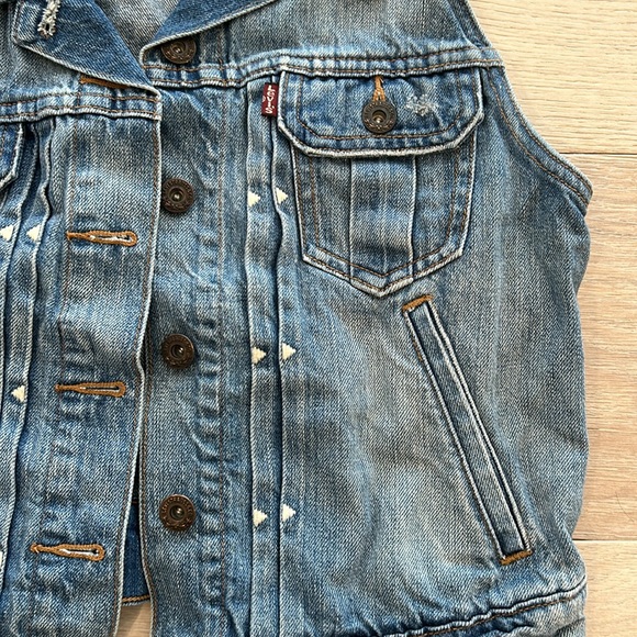 LEVI’S - denim vest size S - Picture 2 of 5